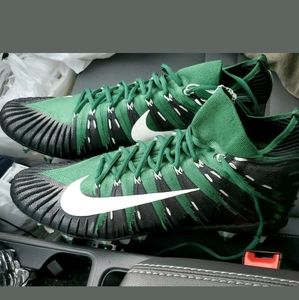 Nike Grip Alpha Menace Size 17 Football Cleats New